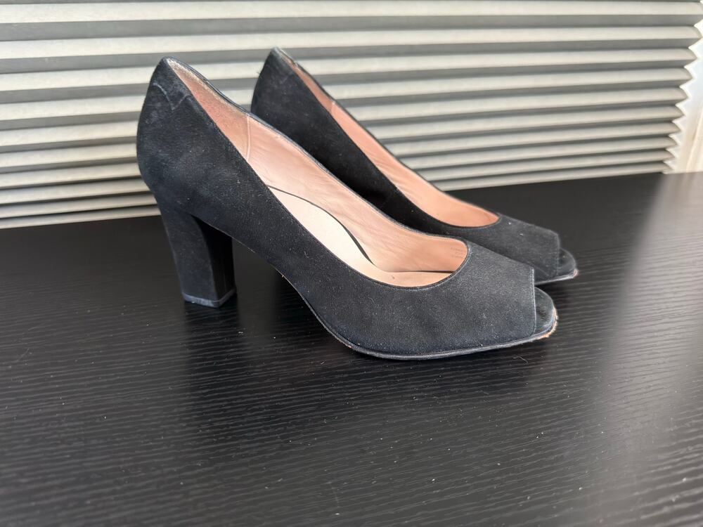 Taryn Rose Black Suede Peep Toe Block Heel Pumps Womens 8.5M Comfort Shoes